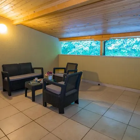 ホテル Family Park Kyoshkove 3*